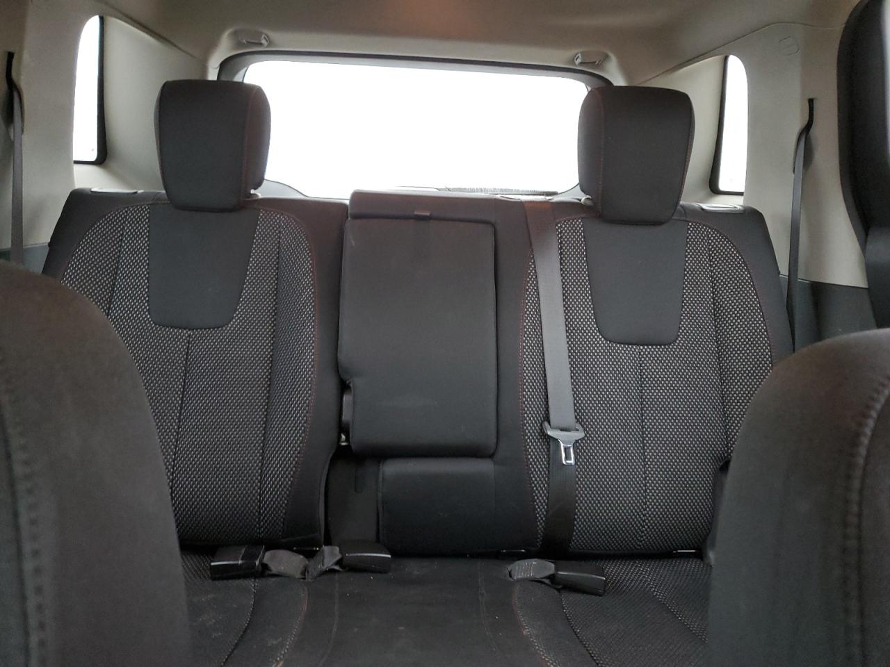 2014 GMC Terrain - Image 10