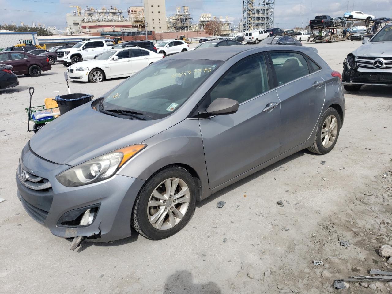 2015 Hyundai Elantra - Image 1