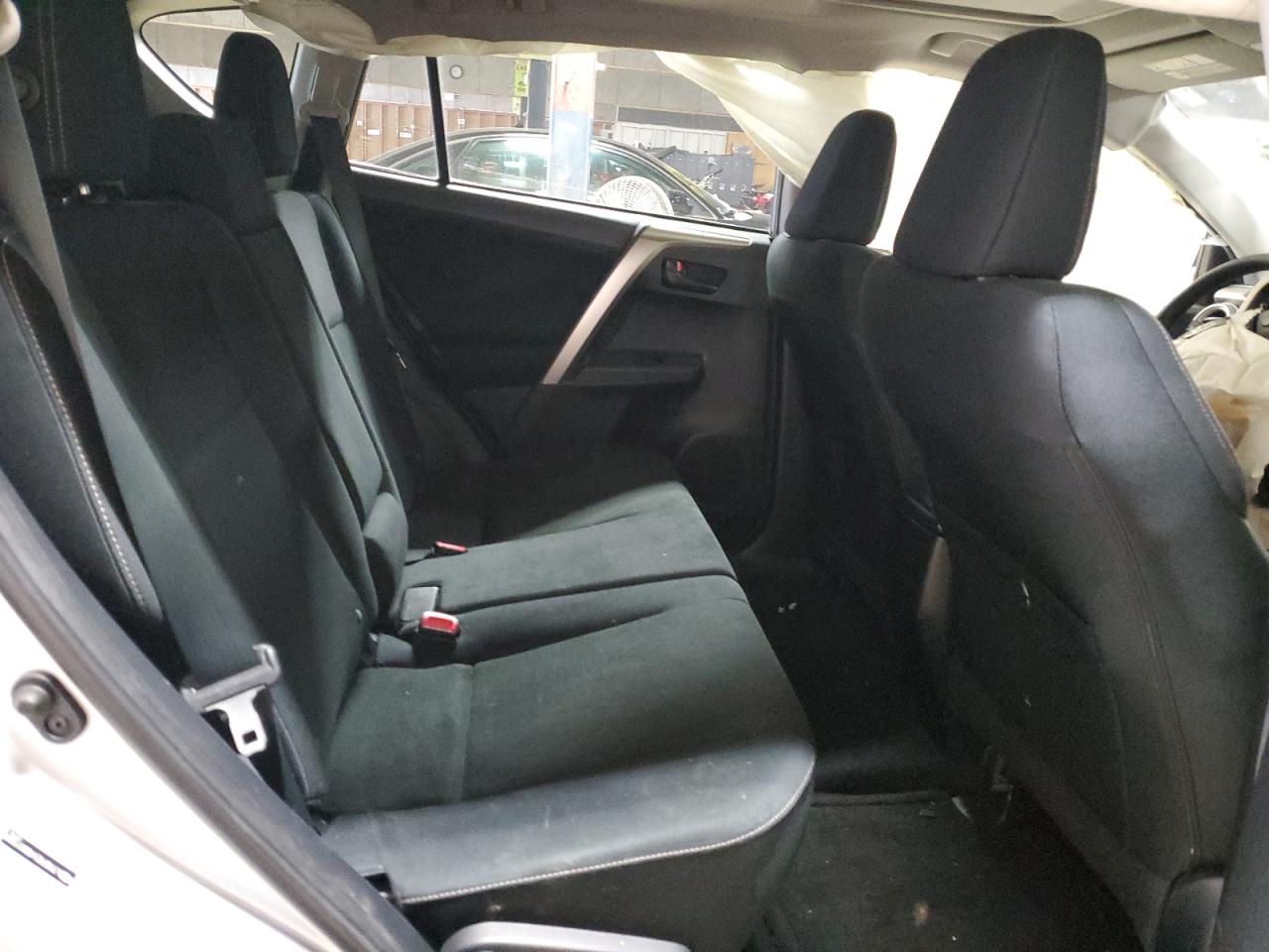 2013 Toyota RAV 4 - Image 12