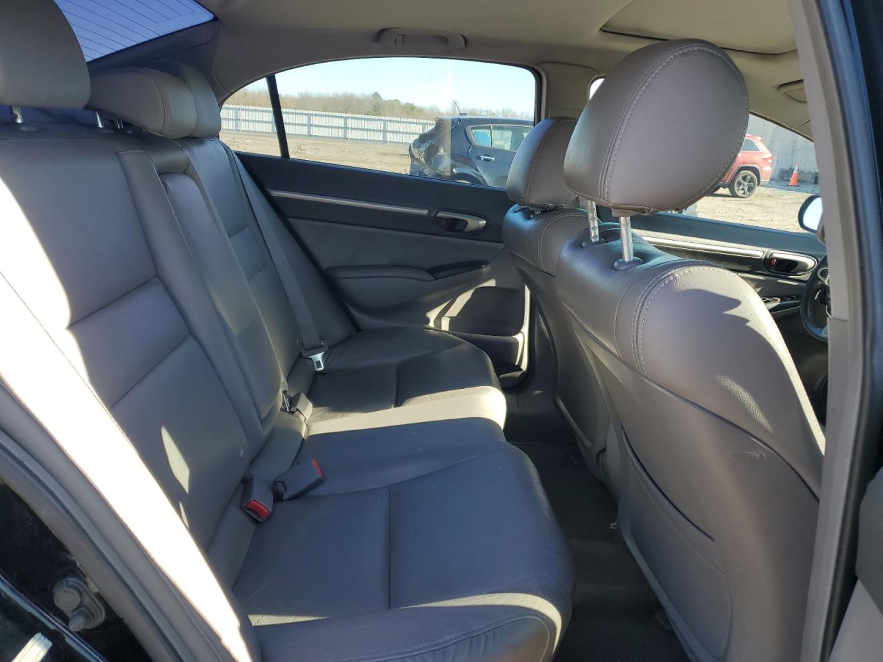 2011 Honda Civic - Image 10