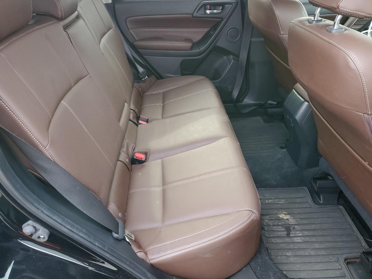2017 Subaru Forester - Image 11