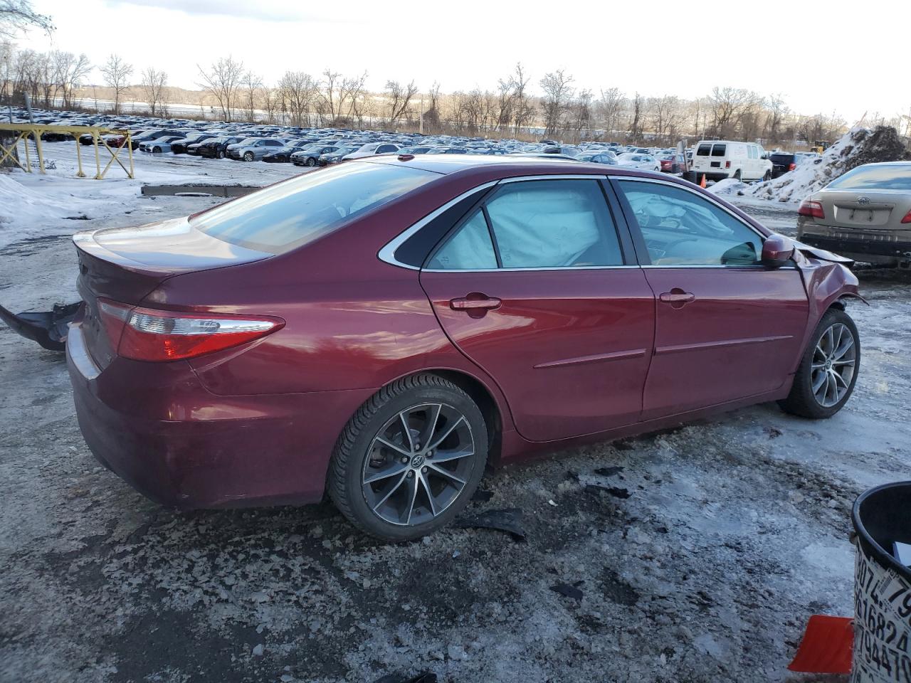 2016 Toyota Camry - Image 3