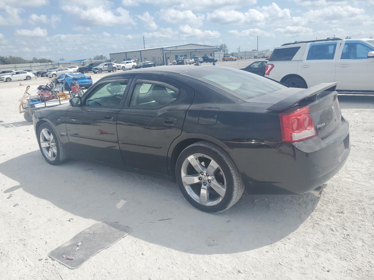 2009 Dodge Charger - Image 2