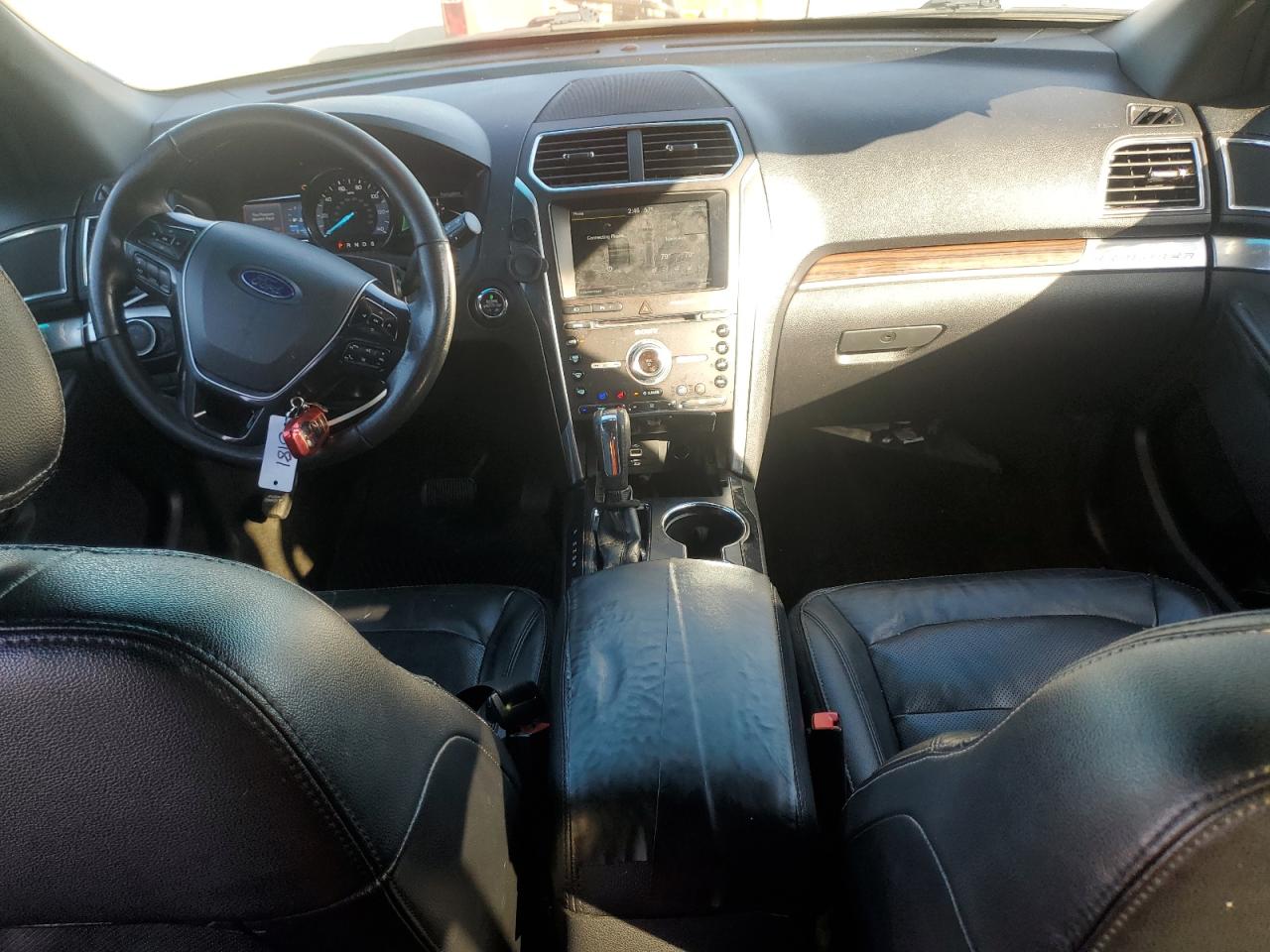 2016 Ford Explorer - Image 8