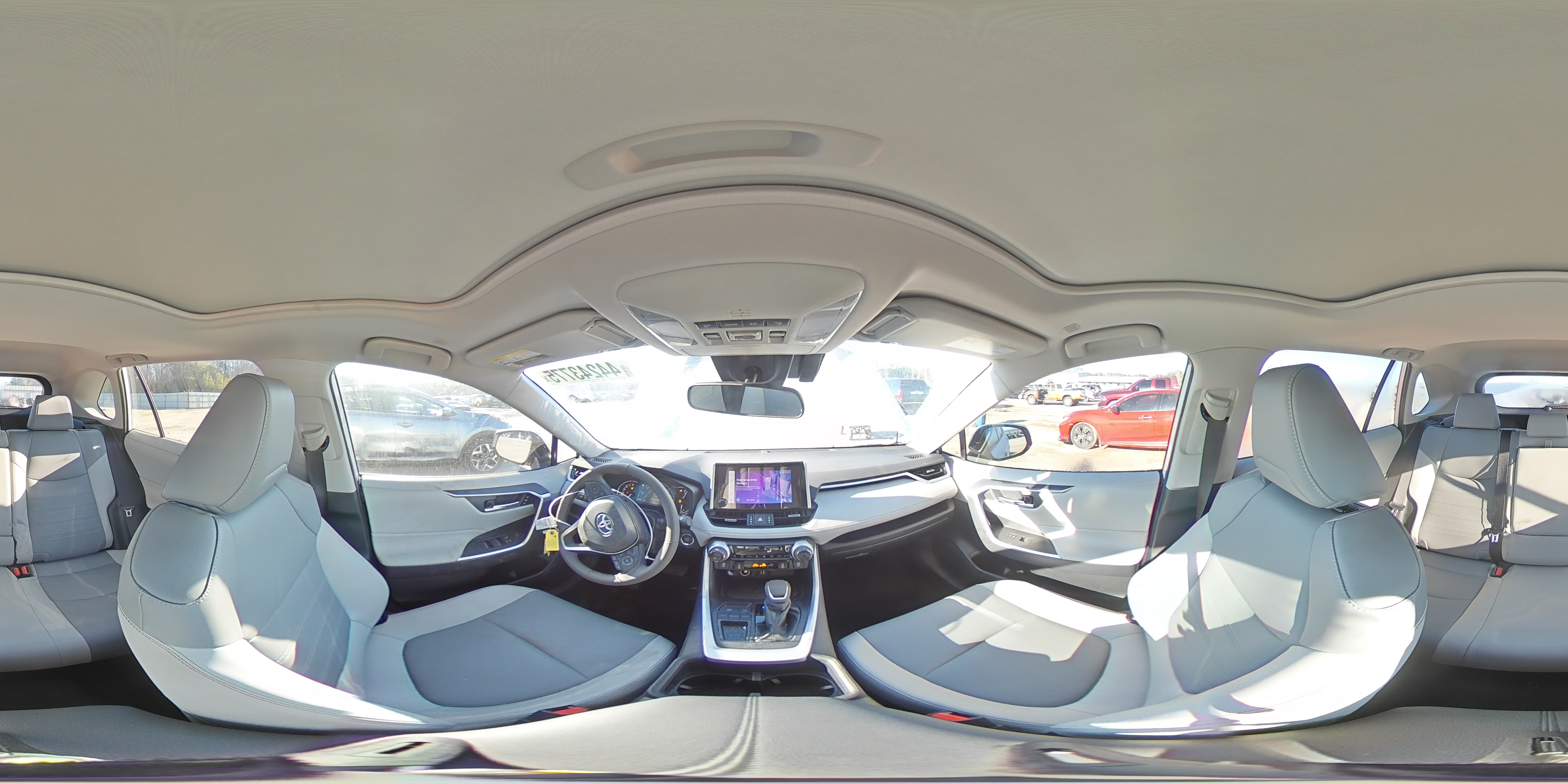 2024 Toyota RAV 4 - Image 12