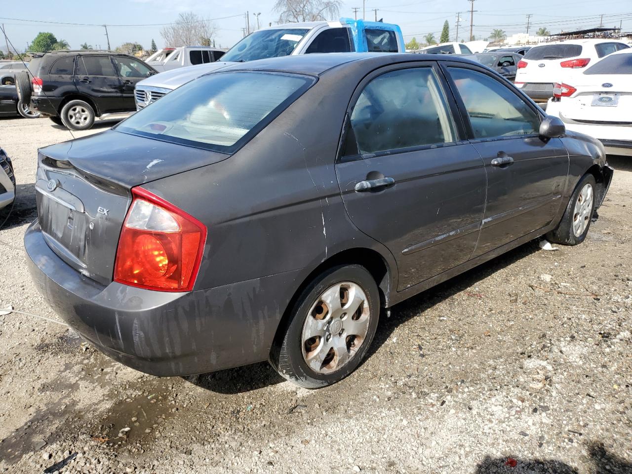 2005 Kia Spectra - Image 3