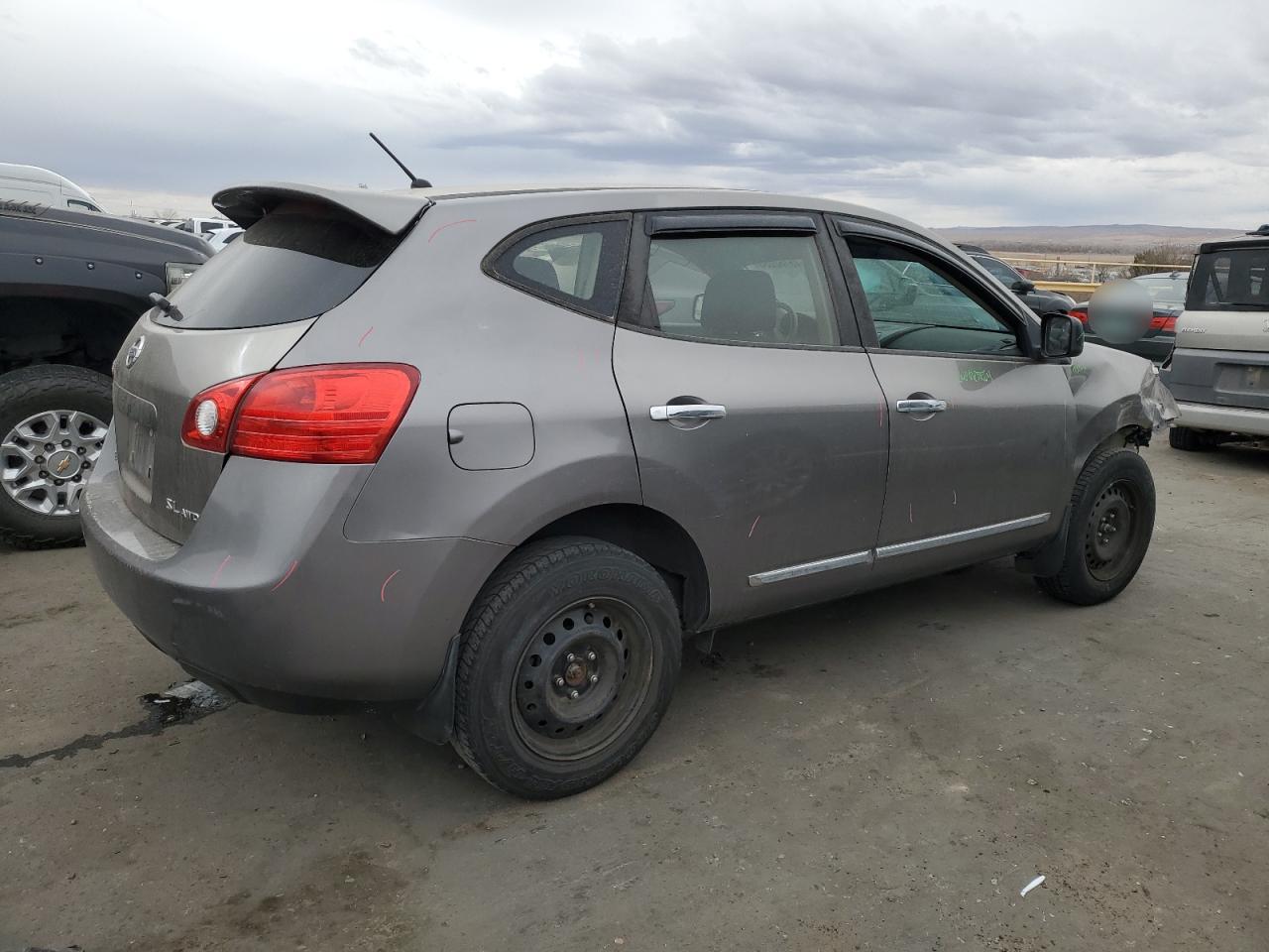 2012 Nissan Rogue - Image 3