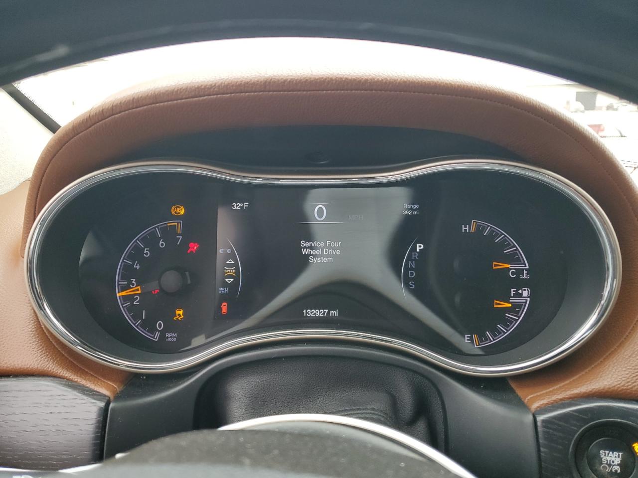 2015 Jeep Grand Cherokee - Image 9