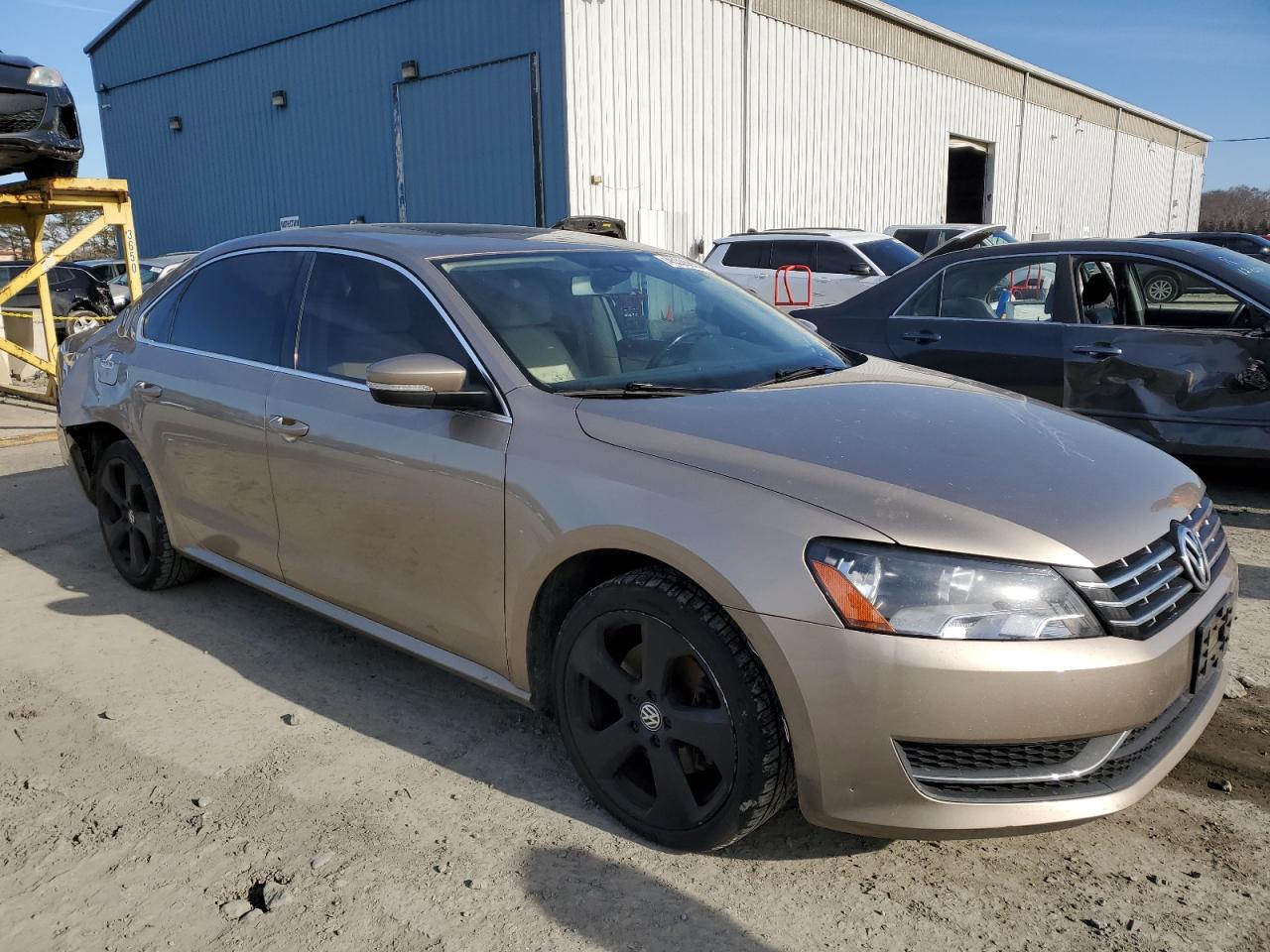 2015 Volkswagen Passat - Image 4