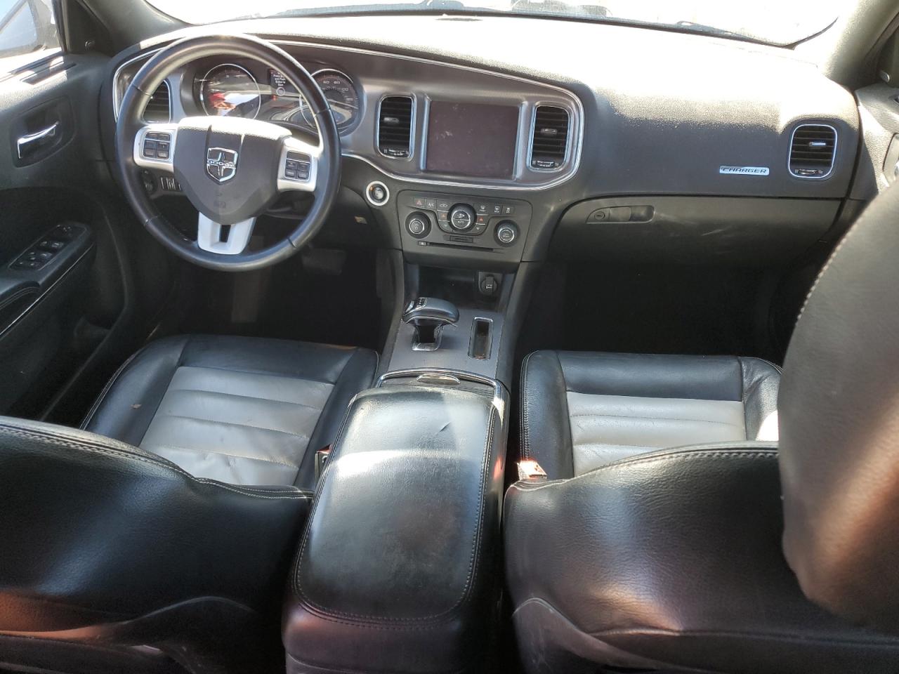 2014 Dodge Charger - Image 8