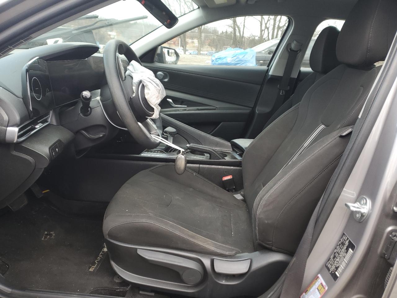 2024 Hyundai Elantra - Image 7