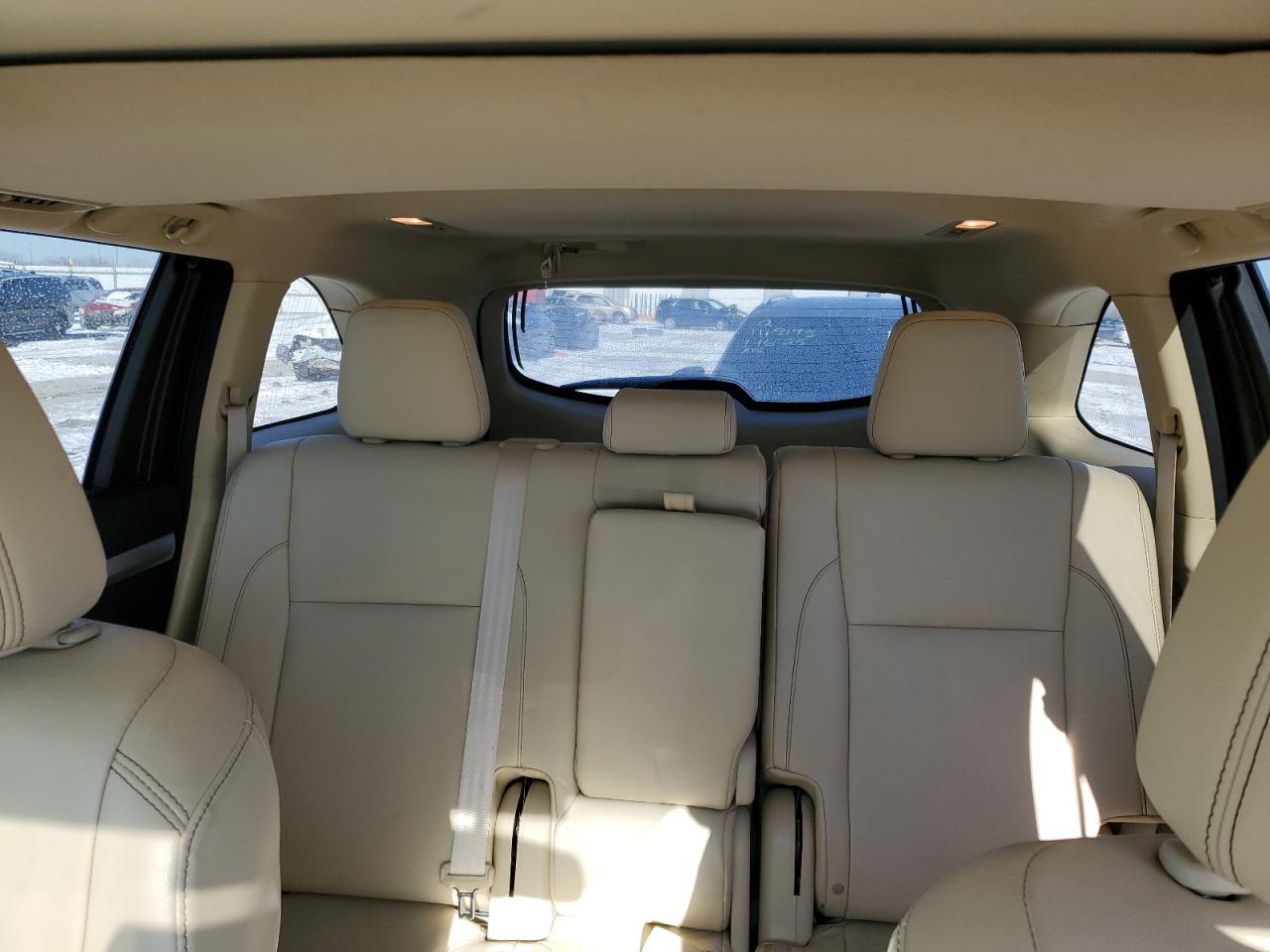 2015 Toyota Highlander - Image 10