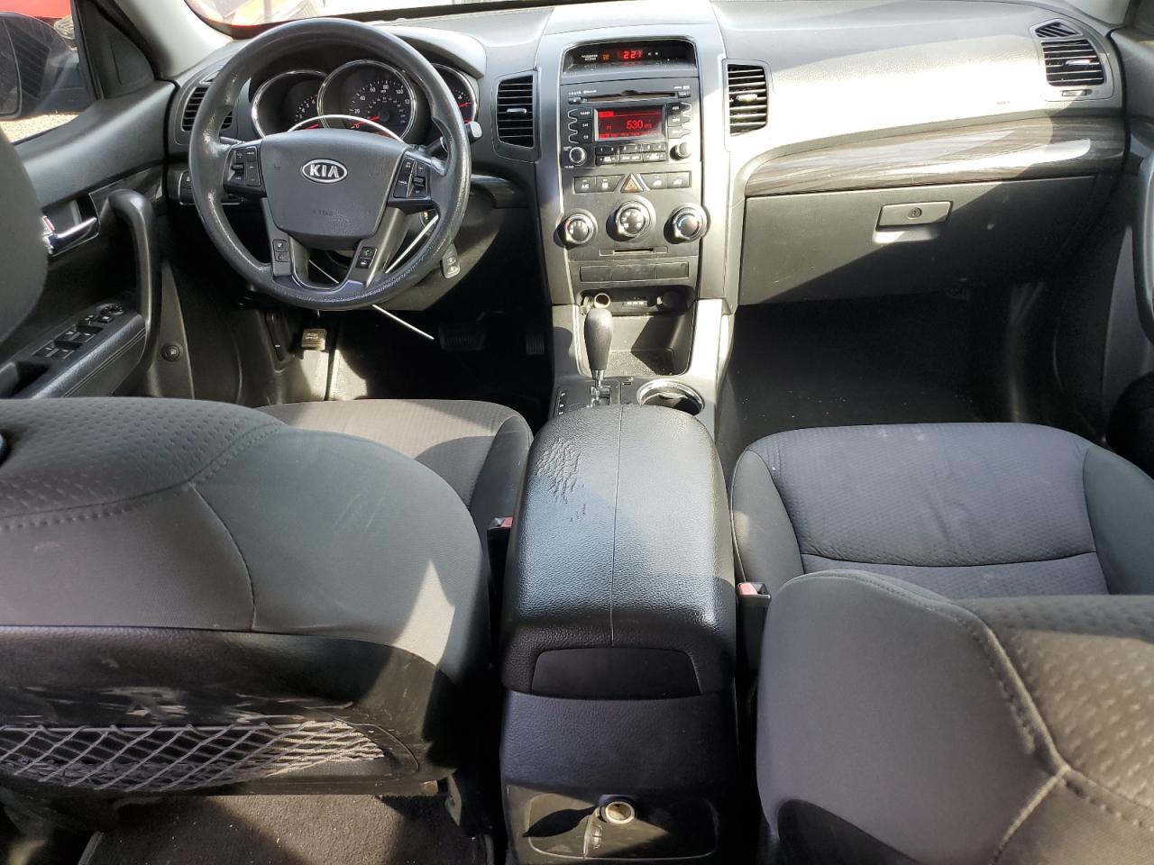 2012 Kia Sorento - Image 8