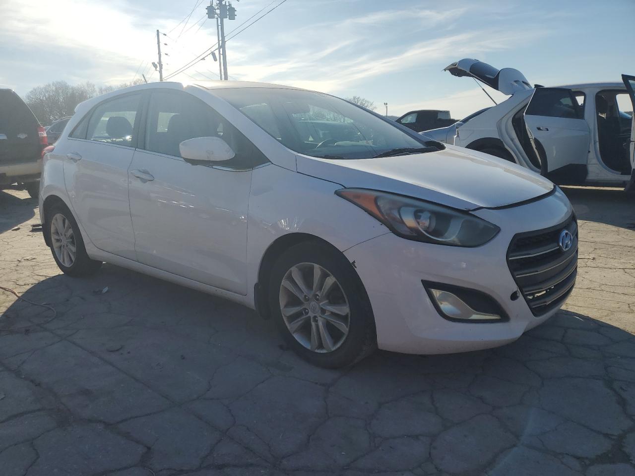 2014 Hyundai Elantra - Image 4
