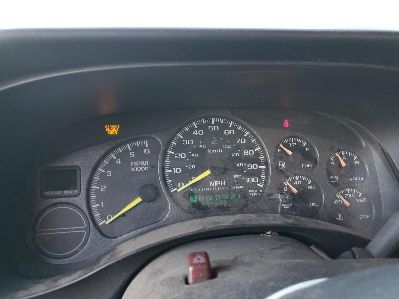 2000 GMC Sierra - Image 9