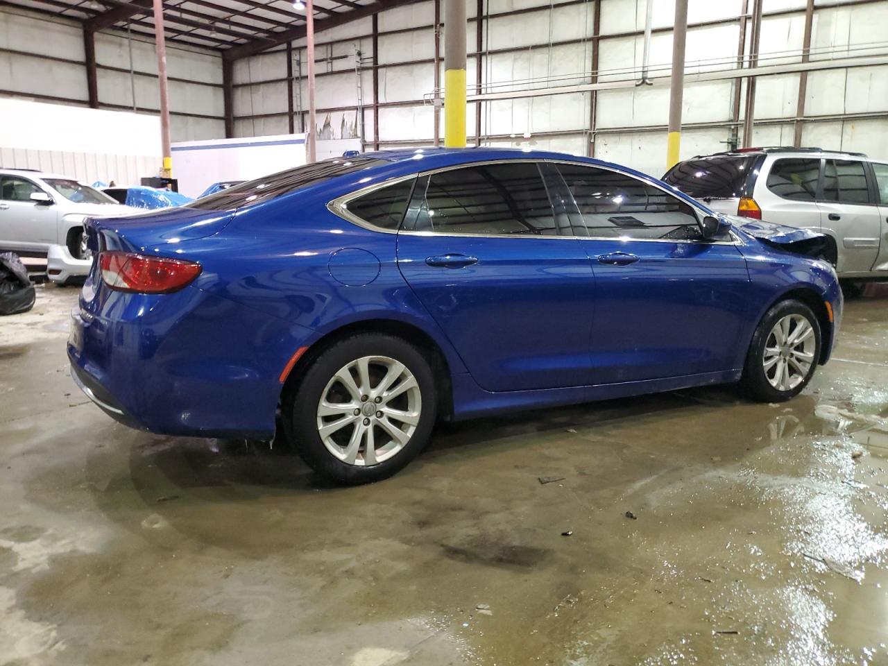 2015 Chrysler 200 - Image 3