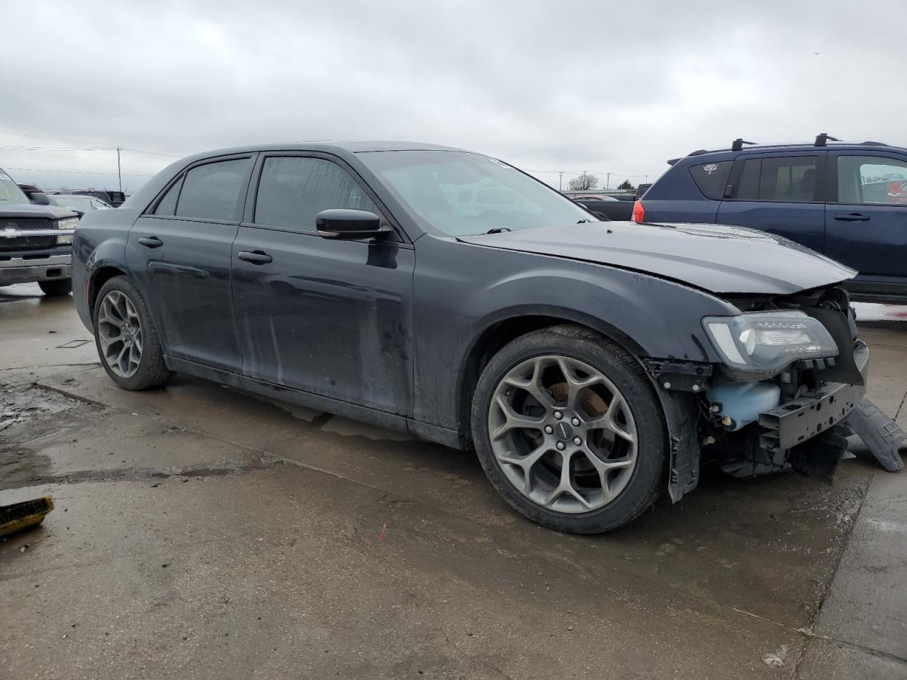 2015 Chrysler 300 - Image 4