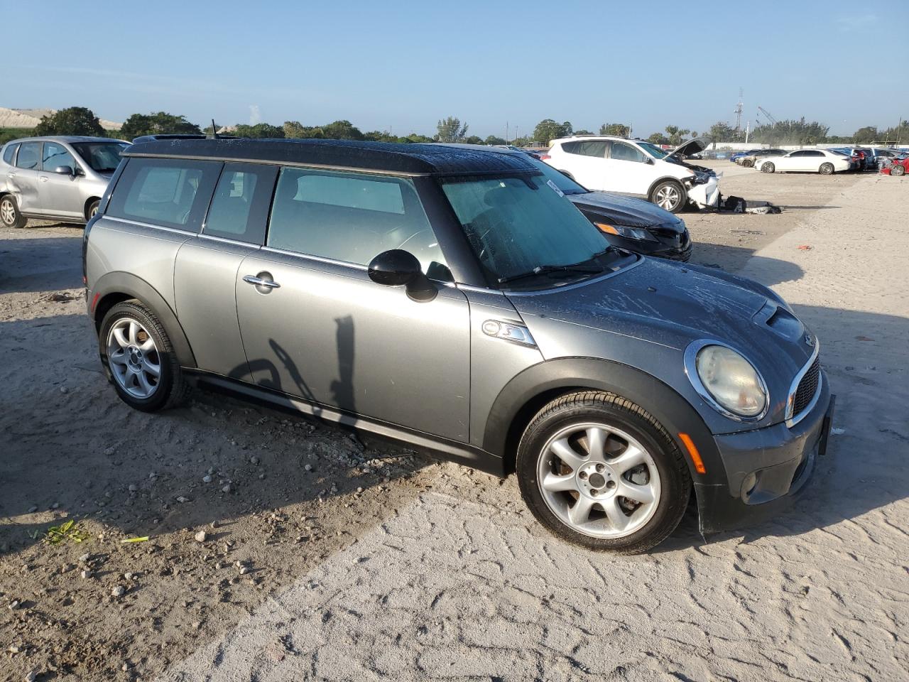 2010 MINI Cooper - Image 4