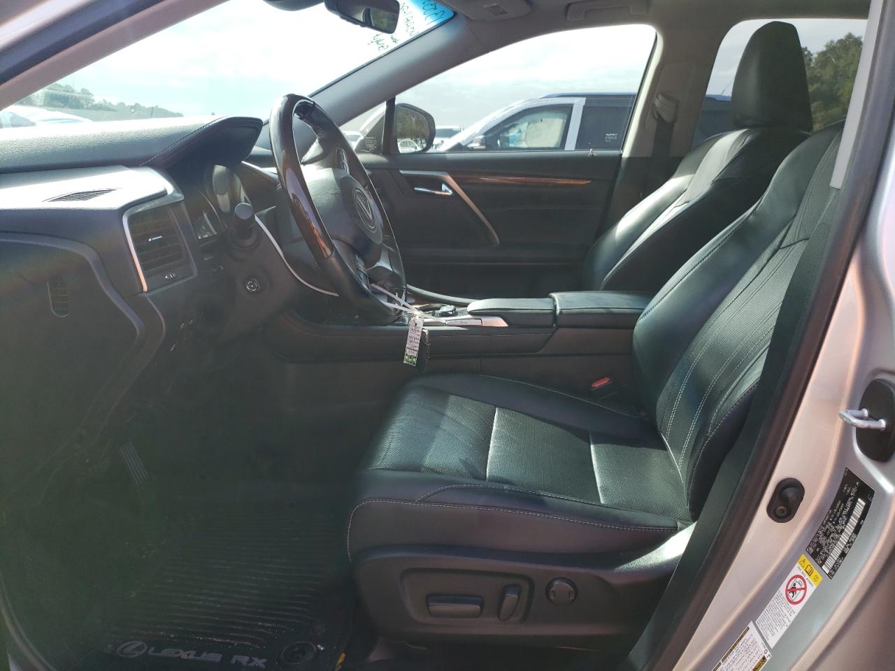 2019 Lexus RX - Image 7