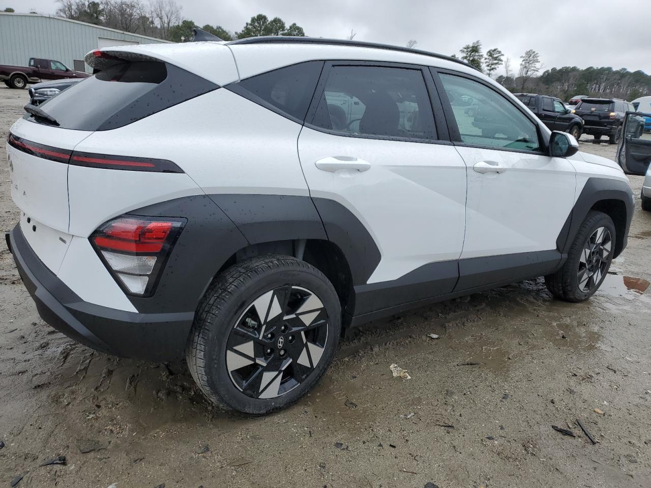 2024 Hyundai Kona - Image 3