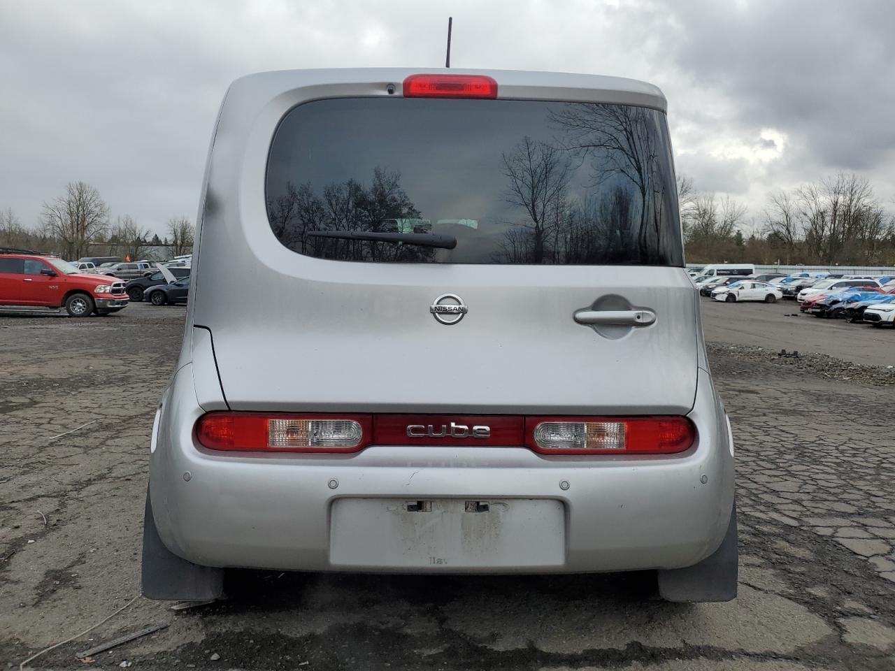 2009 Nissan Cube - Image 6