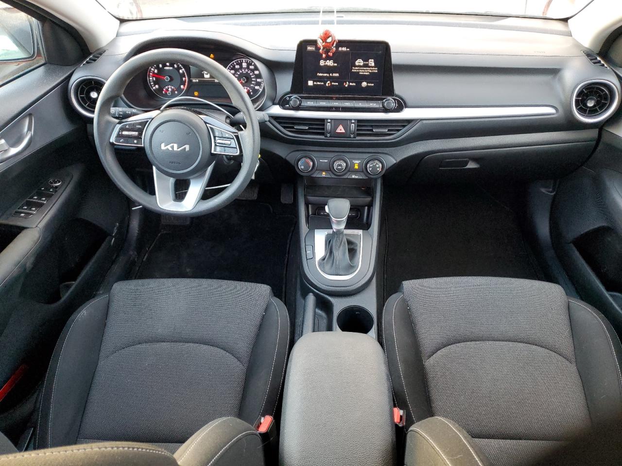 2022 Kia Forte - Image 8