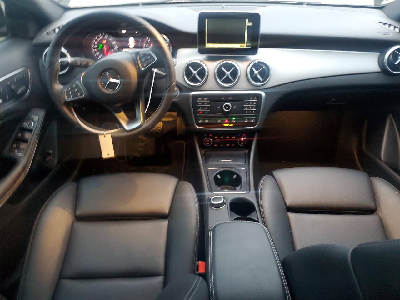 2017 Mercedes-Benz GLA-klasse - Image 8