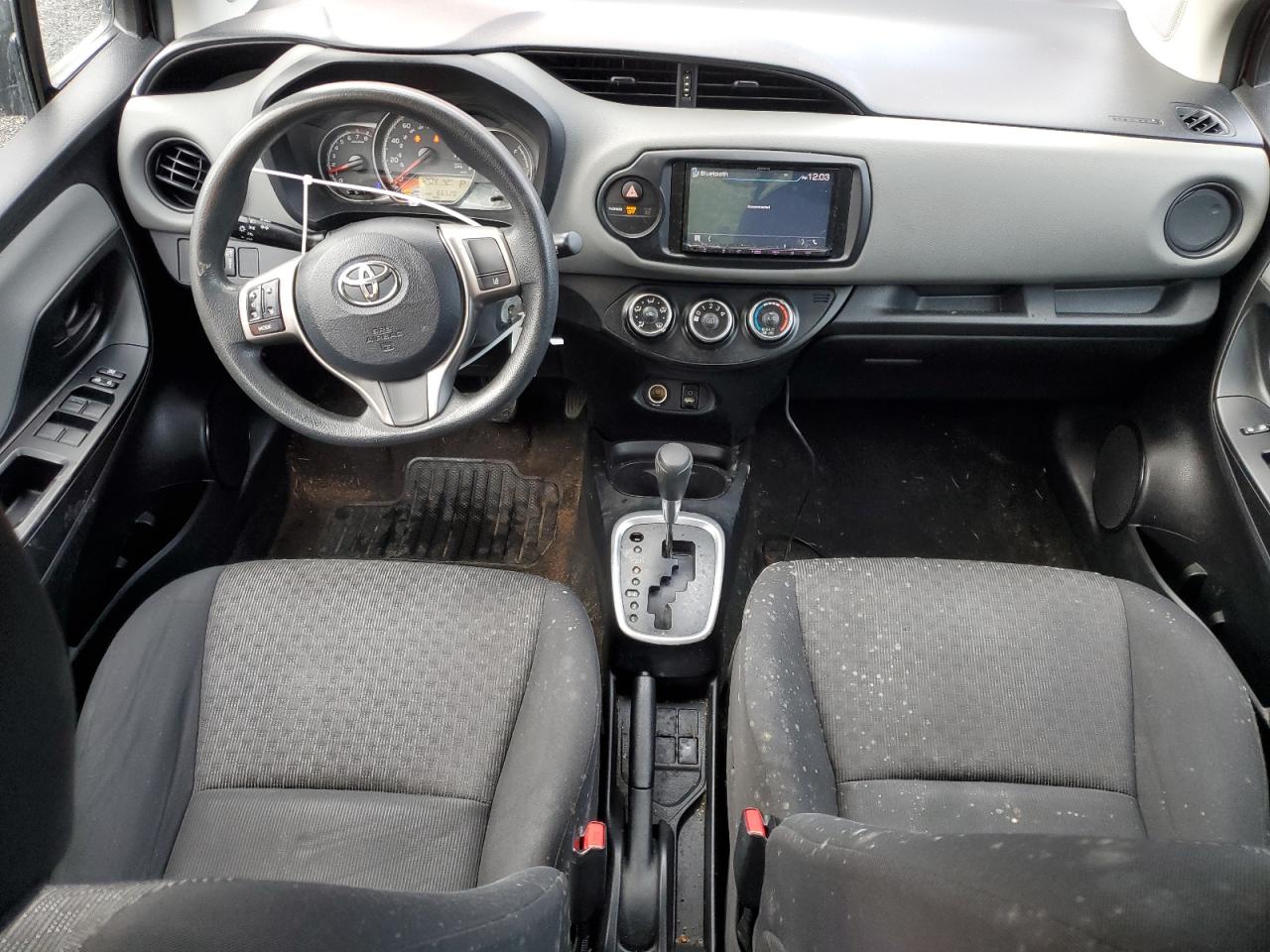 2017 Toyota Yaris - Image 8