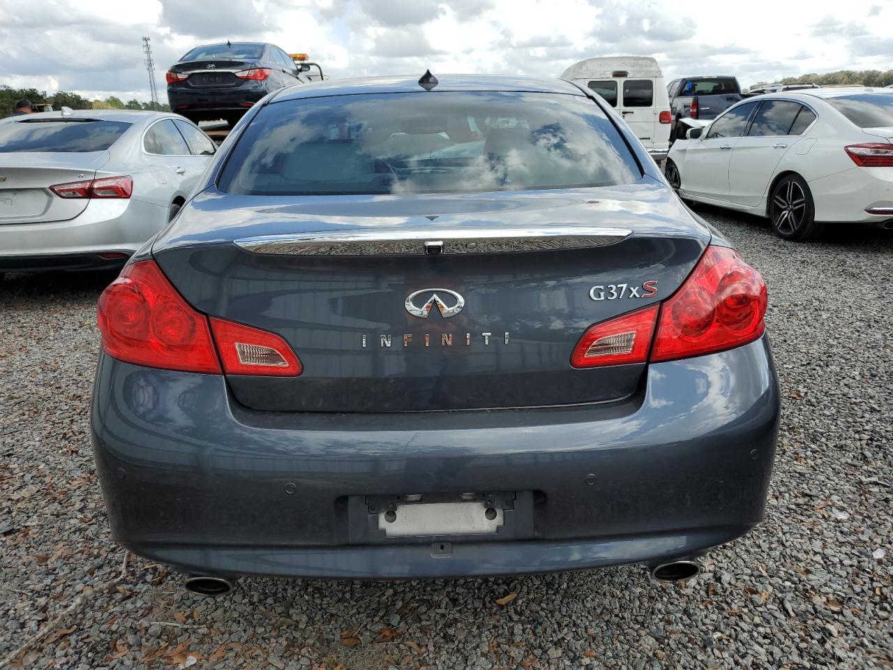 2012 Infiniti G - Image 6