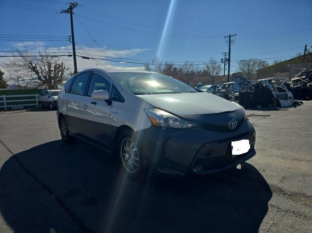 2015 Toyota Prius V 