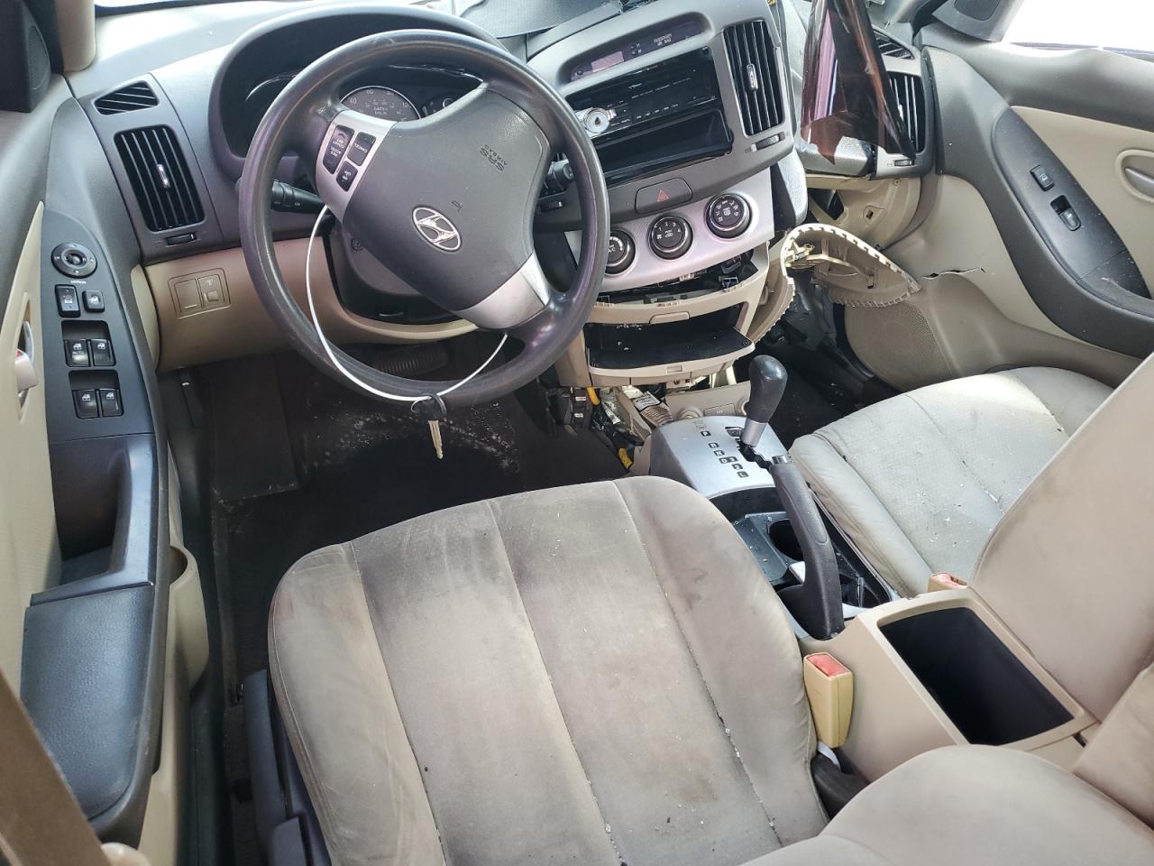 2008 Hyundai Elantra - Image 8