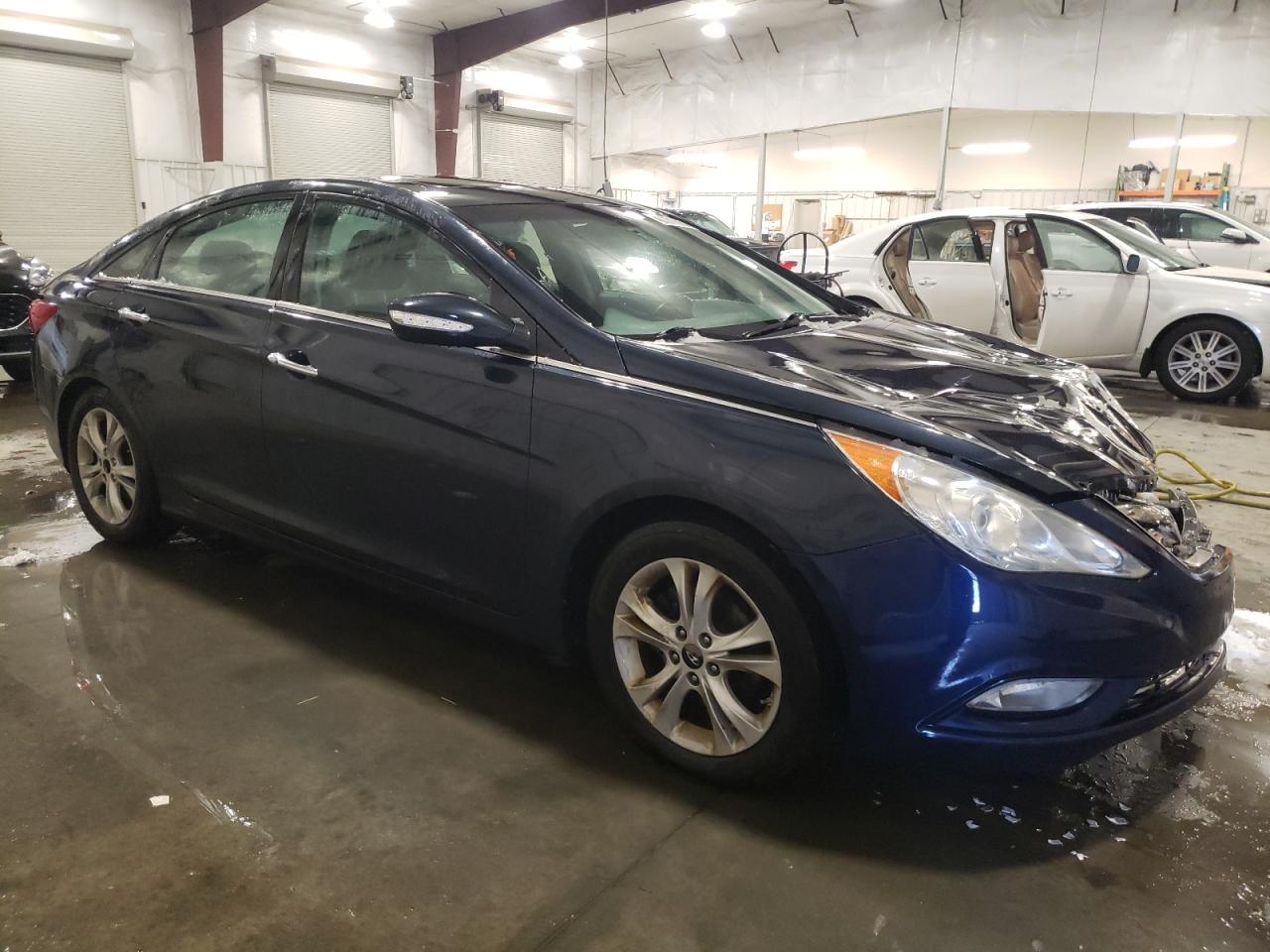 2011 Hyundai Sonata - Image 4