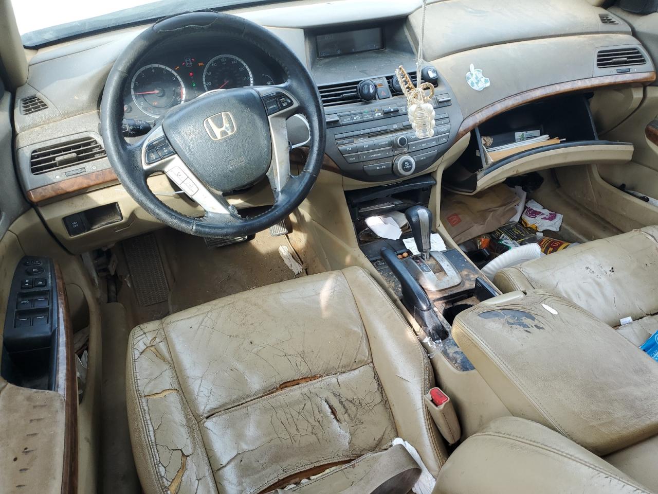 2010 Honda Accord - Image 8