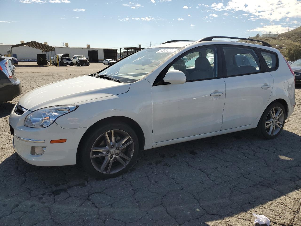 2010 Hyundai Elantra - Image 1