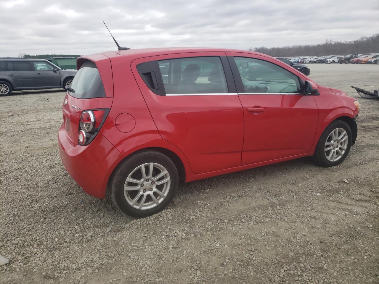 2013 Chevrolet Sonic - Image 3