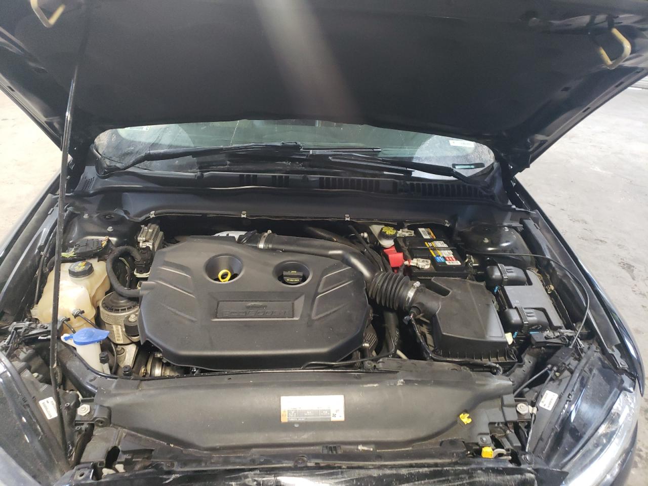 2016 Ford Fusion - Image 12
