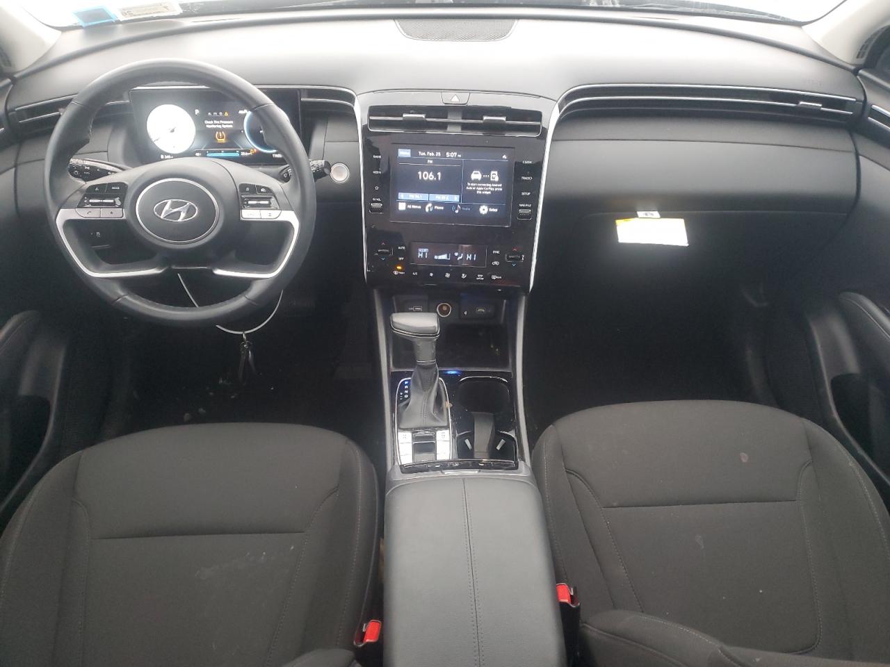 2022 Hyundai Tucson - Image 8