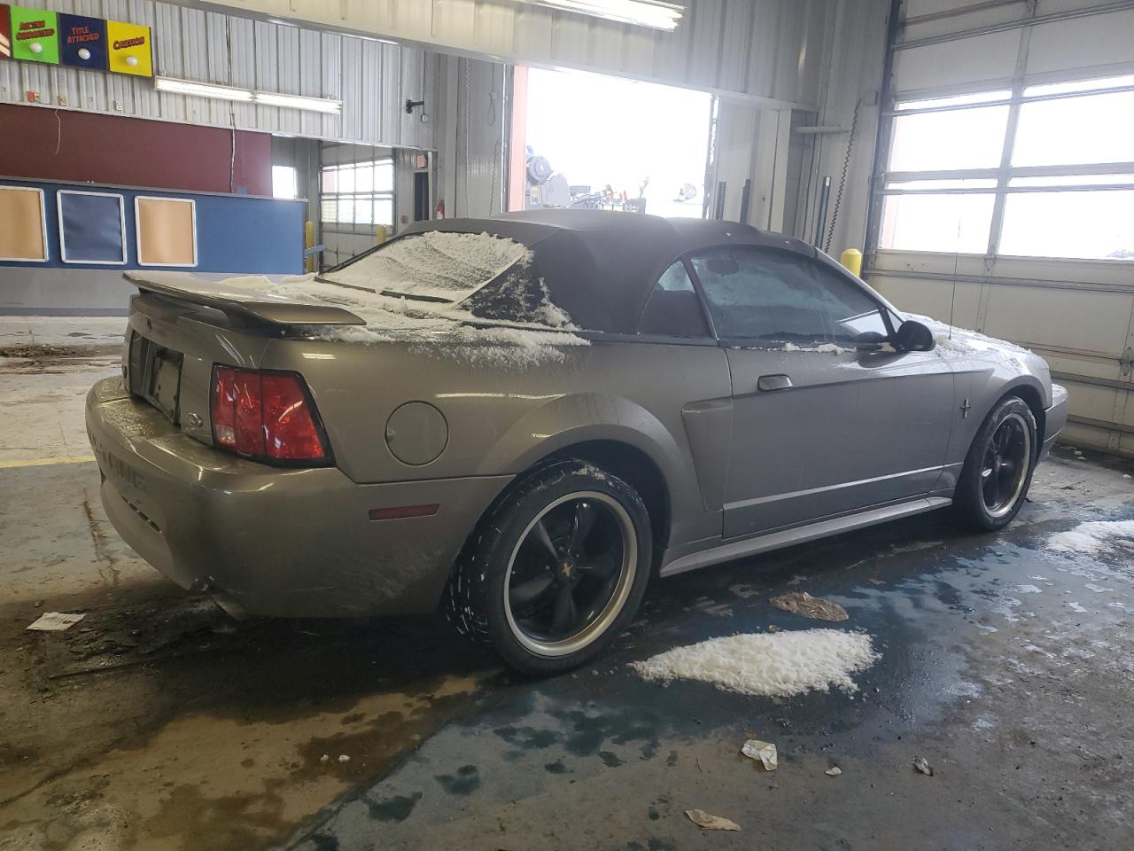 2001 Ford Mustang - Image 3