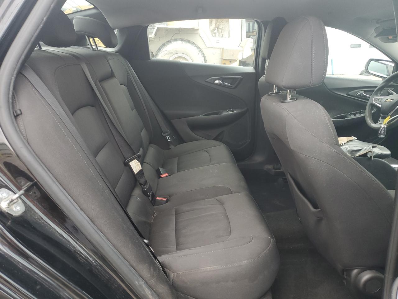 2018 Chevrolet Malibu - Image 10