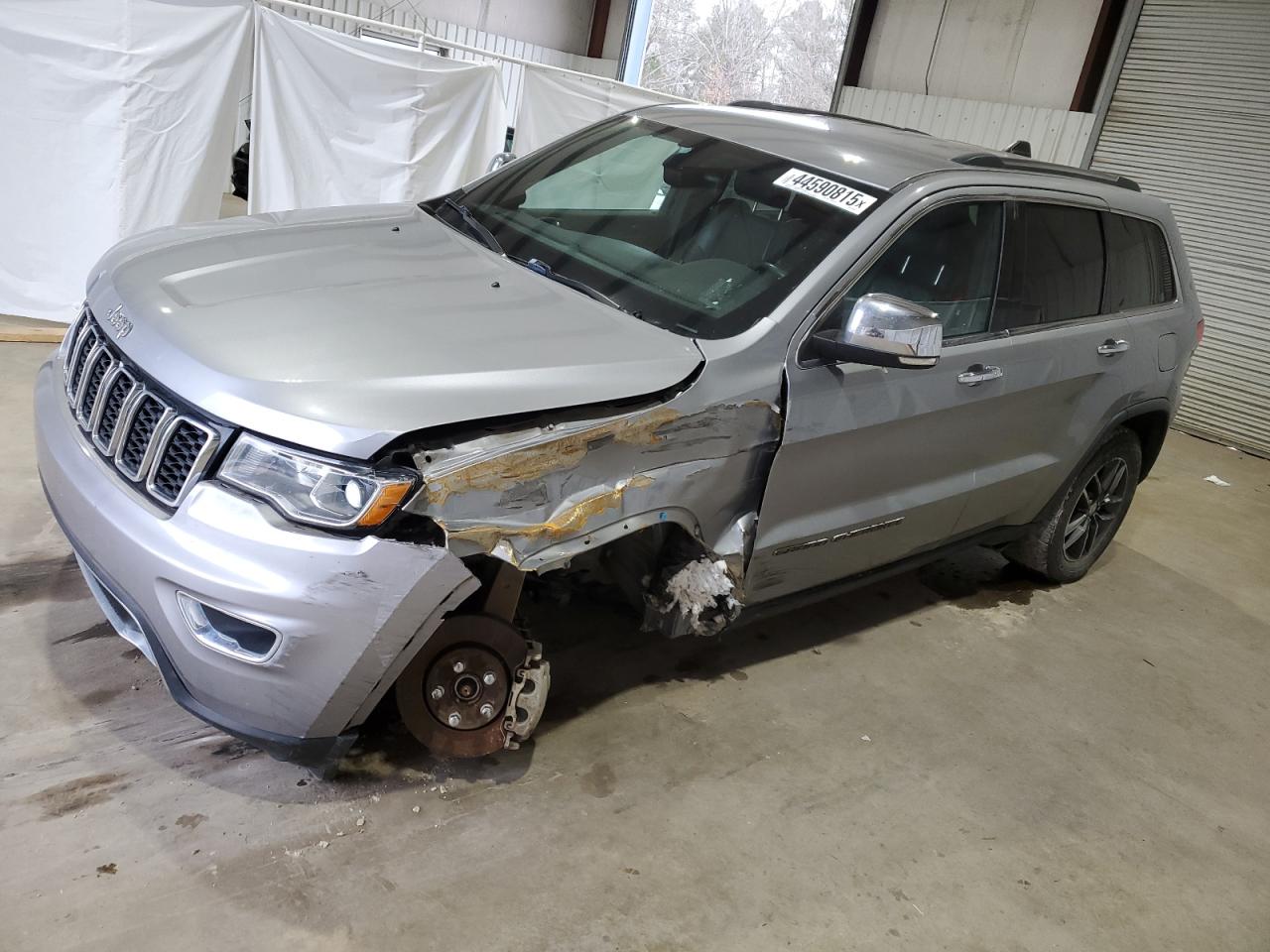 2017 Jeep Grand Cherokee - Image 1