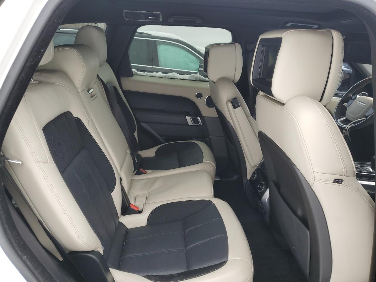 2021 Land Rover Range Rover - Image 11