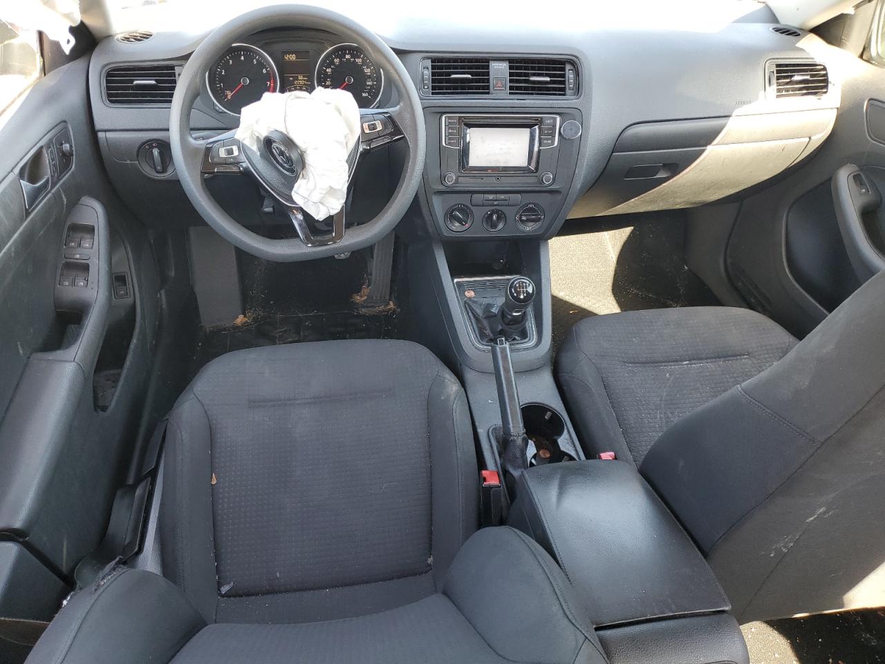 2016 Volkswagen Jetta - Image 8