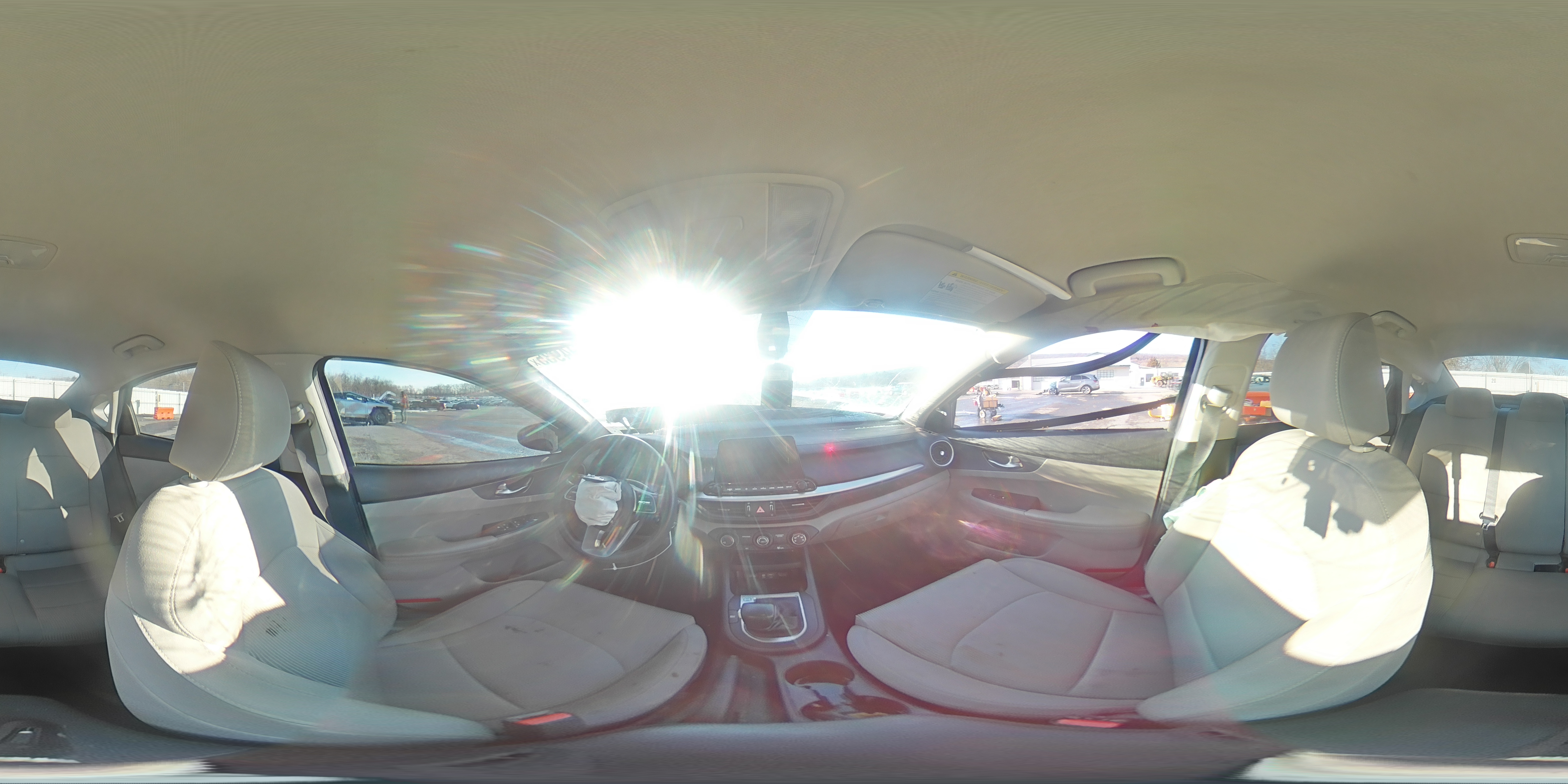 2020 Kia Forte - Image 12