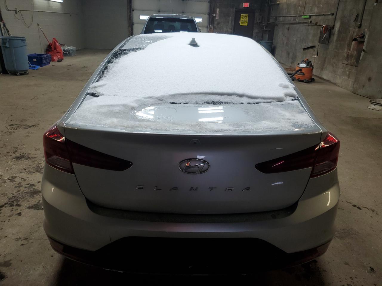 2020 Hyundai Elantra - Image 6