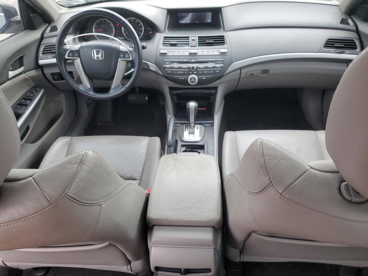2010 Honda Accord - Image 8