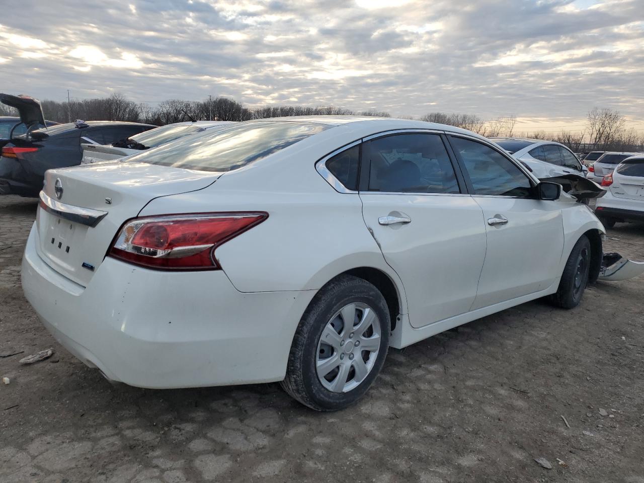 2013 Nissan Altima - Image 3