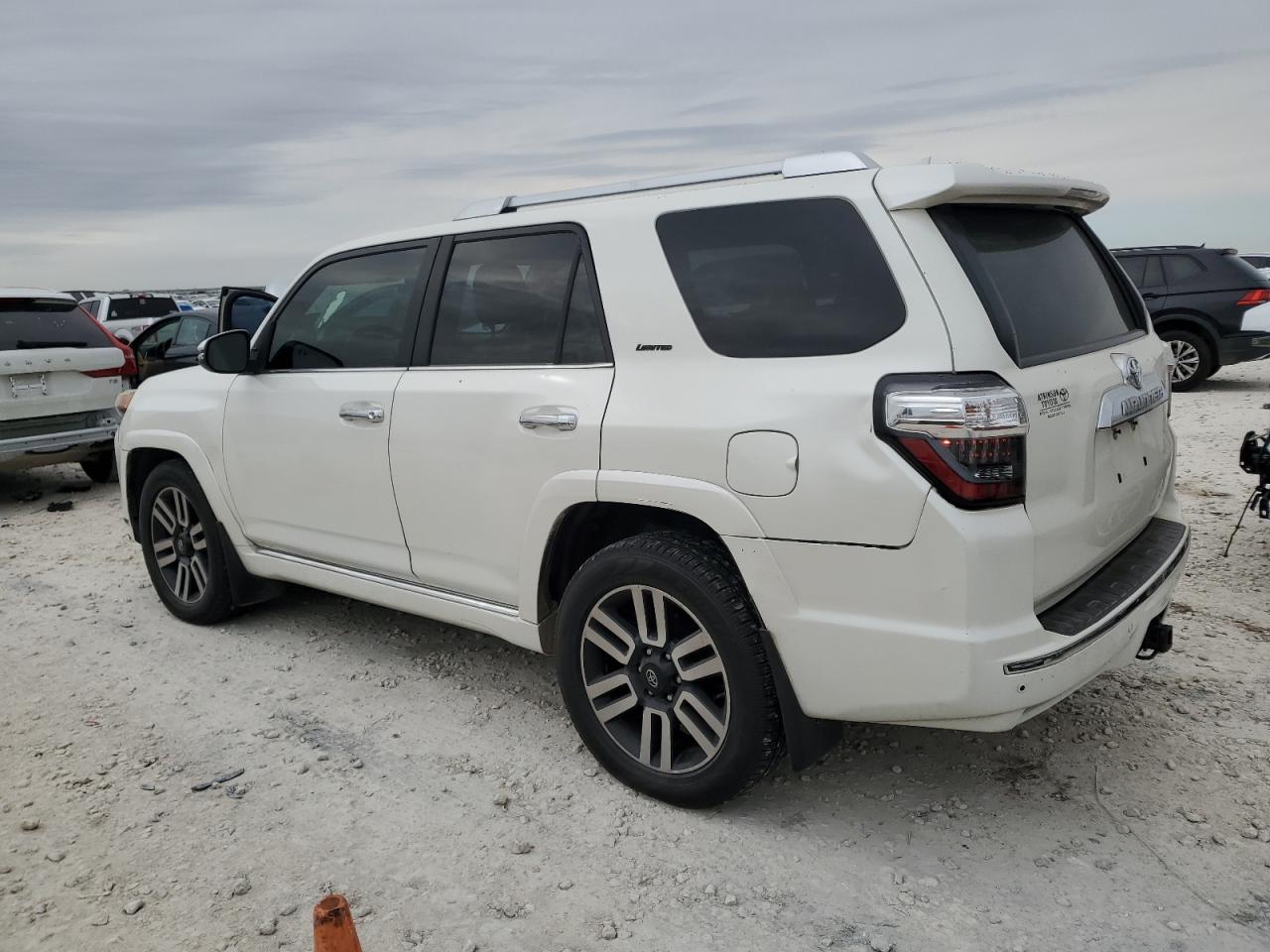 2014 Toyota 4Runner - Image 2