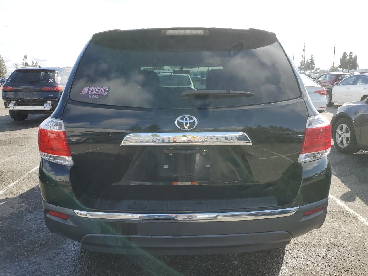 2012 Toyota Highlander - Image 6