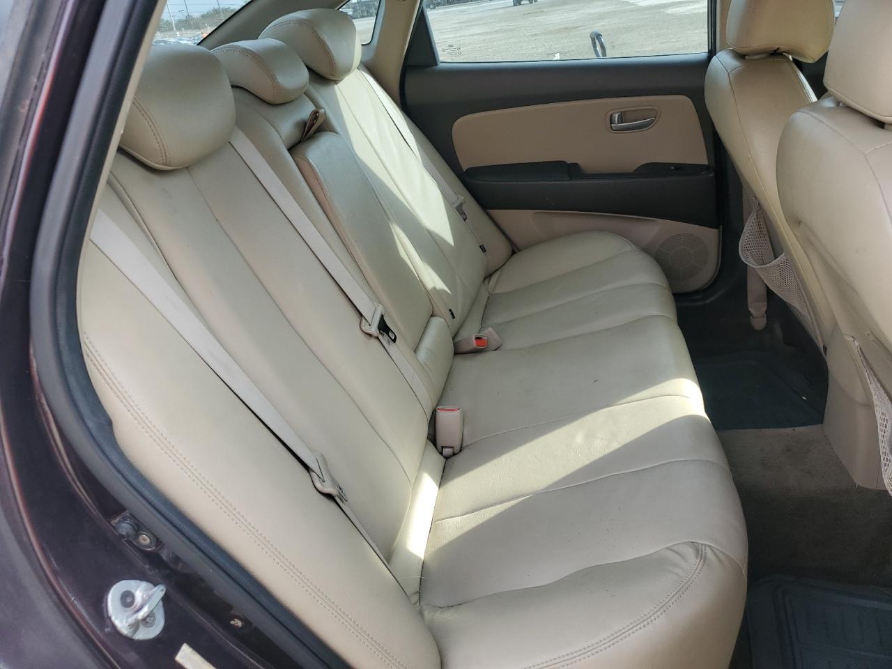2008 Hyundai Elantra - Image 10