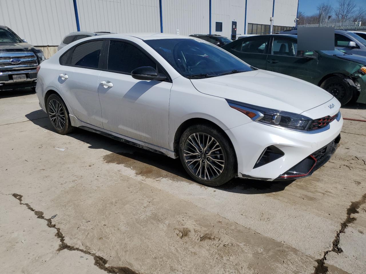 2023 Kia Forte - Image 4
